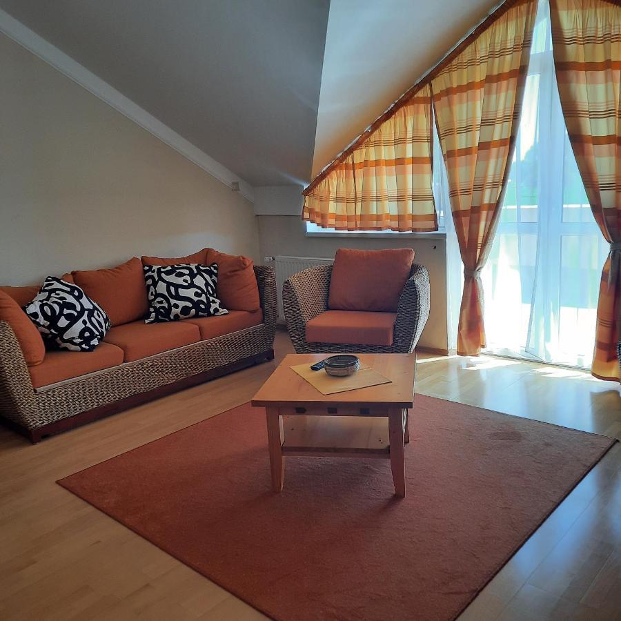 Апартаменты Kata Apartman Бюк Экстерьер фото